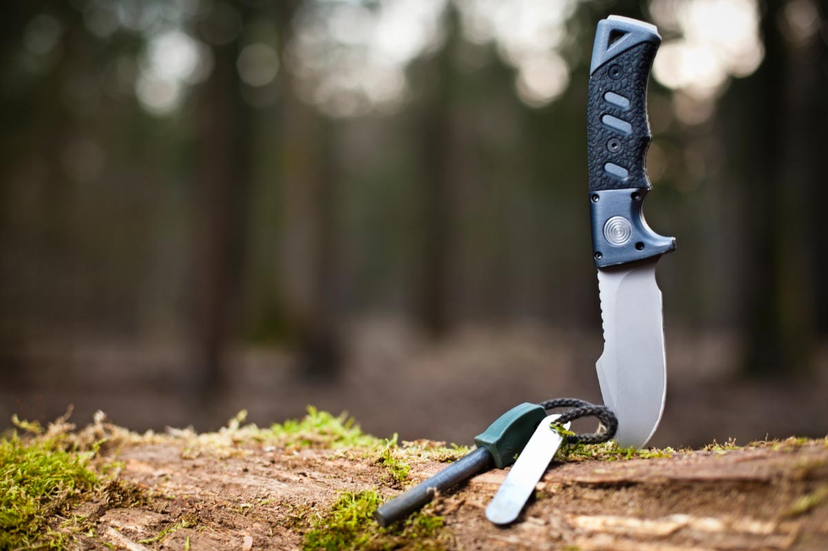 Knife-Survival-Camping