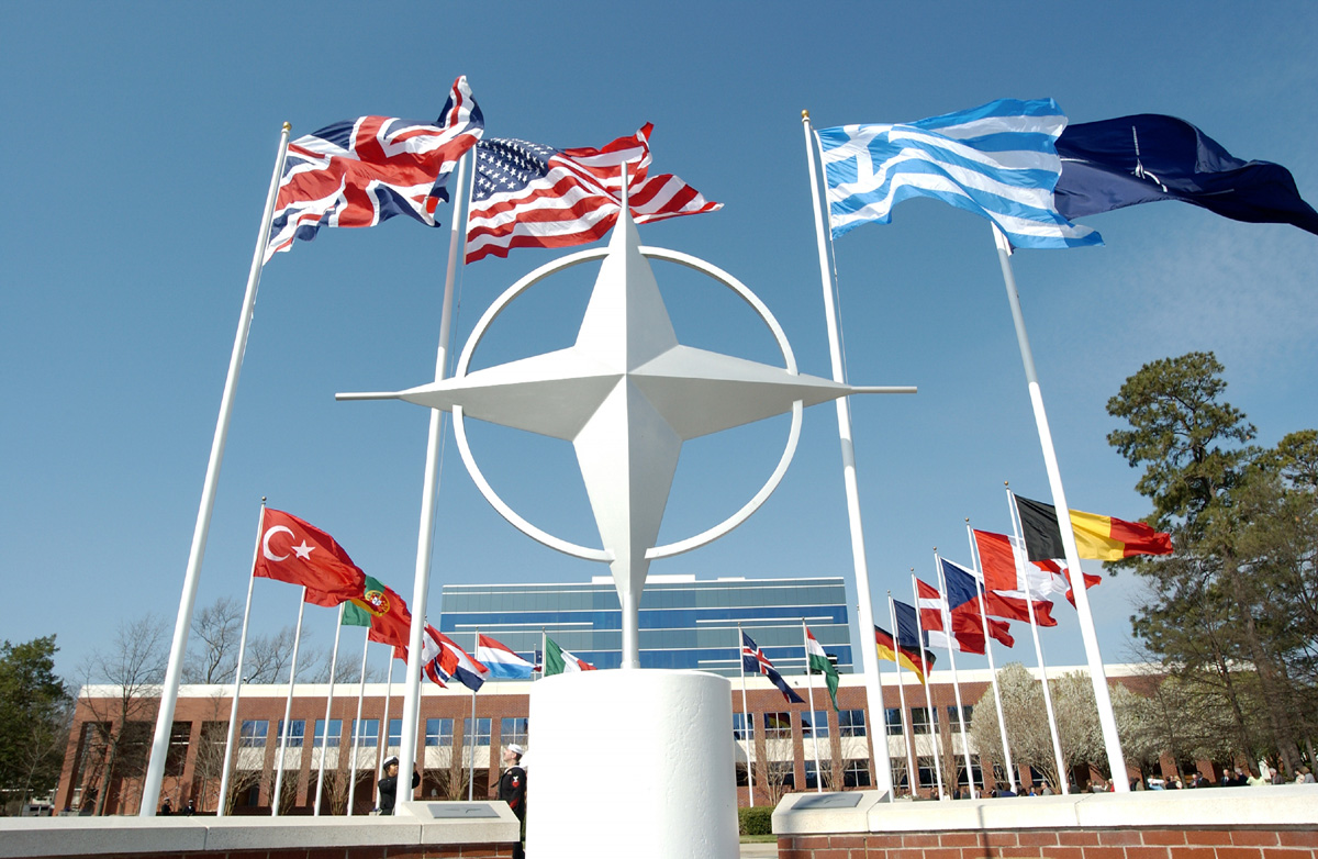 NATO-flags